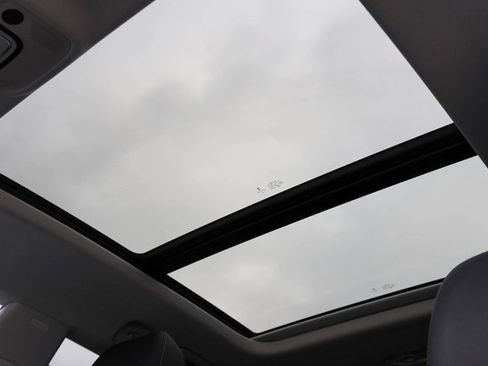 Used 2021 Audi Q8 Premium w/ Convenience Package image 13