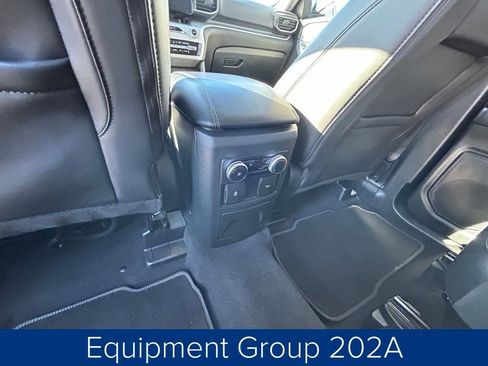 Used 2022 Ford Explorer XLT w/ Equipment Group 202A image 20