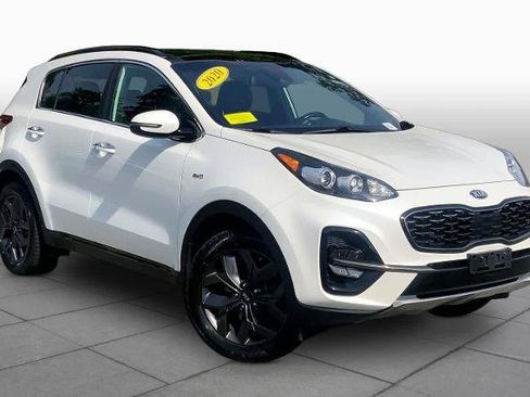 Used 2020 Kia Sportage S w/ S Premium Package AWD/4WD image 3