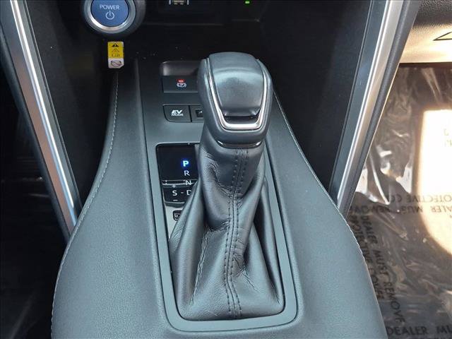 Used 2021 Toyota Venza LE w/ Carpet Mat Package (TMS) AWD/4WD image 12