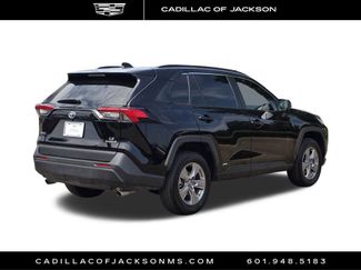 Used 2024 Toyota RAV4 LE AWD/4WD video 5