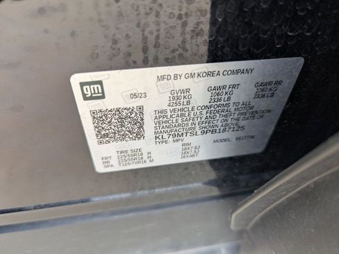 Used 2023 Chevrolet TrailBlazer RS w/ Sun and Liftgate Package image 16