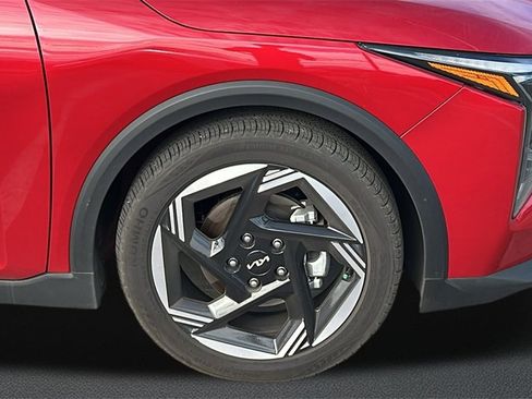 Used 2025 Kia K4 EX image 5