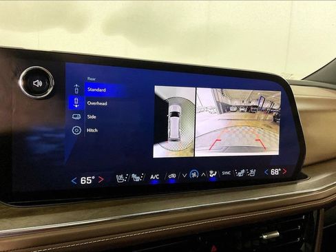 Used 2025 Chevrolet Tahoe High Country AWD/4WD image 30