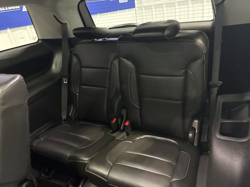 Used 2017 GMC Acadia SLT image 41