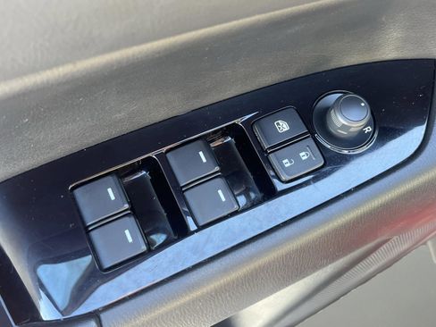 Used 2021 MAZDA CX-5 Touring image 14