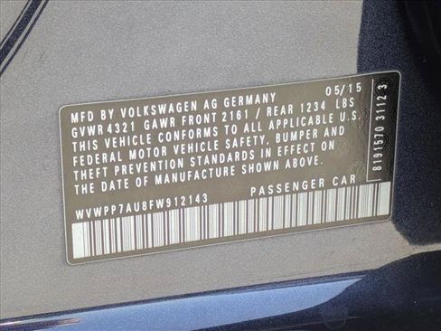 Used 2015 Volkswagen e-Golf SEL Premium FWD image 25