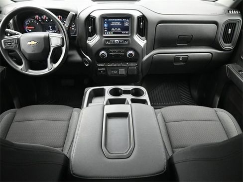 Used 2024 Chevrolet Silverado 2500 Custom w/ Custom Value Package image 20