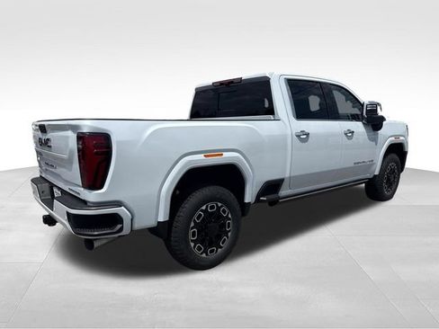 New 2026 GMC Sierra 2500 Denali Ultimate AWD/4WD image 5