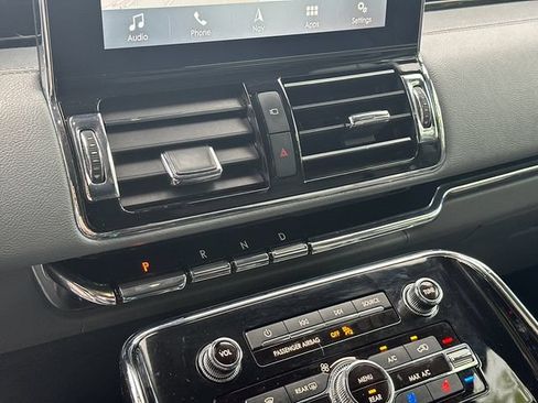 Used 2019 Lincoln Navigator Reserve AWD/4WD image 30