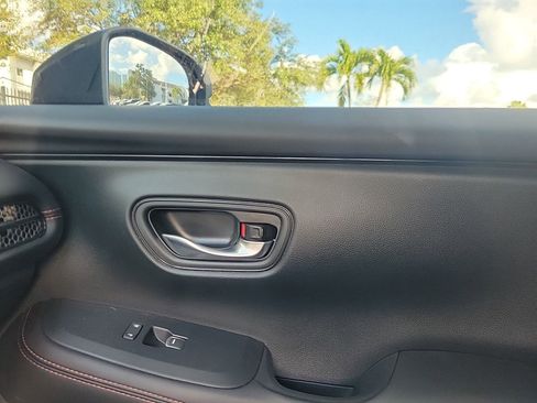 Used 2025 Honda HR-V Sport image 37