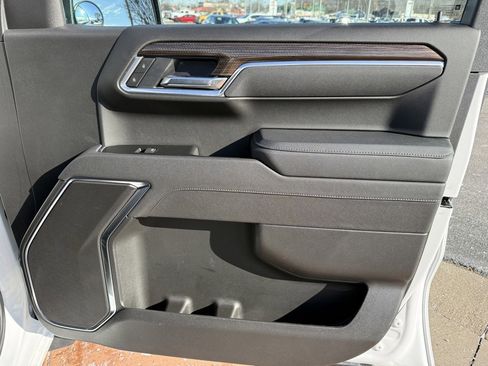 Used 2025 Chevrolet Silverado 1500 LT w/ Protection Package image 20