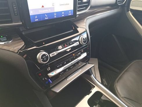 Certified 2021 Ford Explorer Limited RWD image 14
