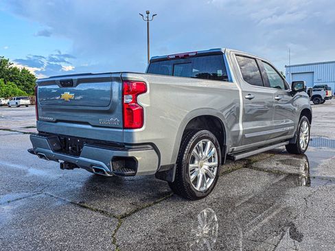 Certified 2026 Chevrolet Silverado 1500 High Country AWD/4WD image 6