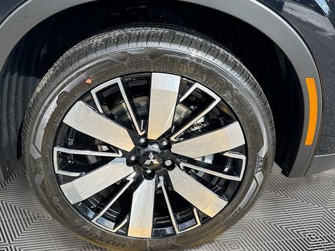 New 2026 Mitsubishi Outlander SE FWD image 32