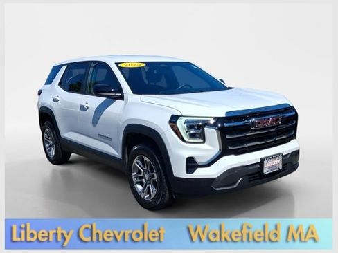 Used 2025 GMC Terrain Elevation AWD/4WD image 1