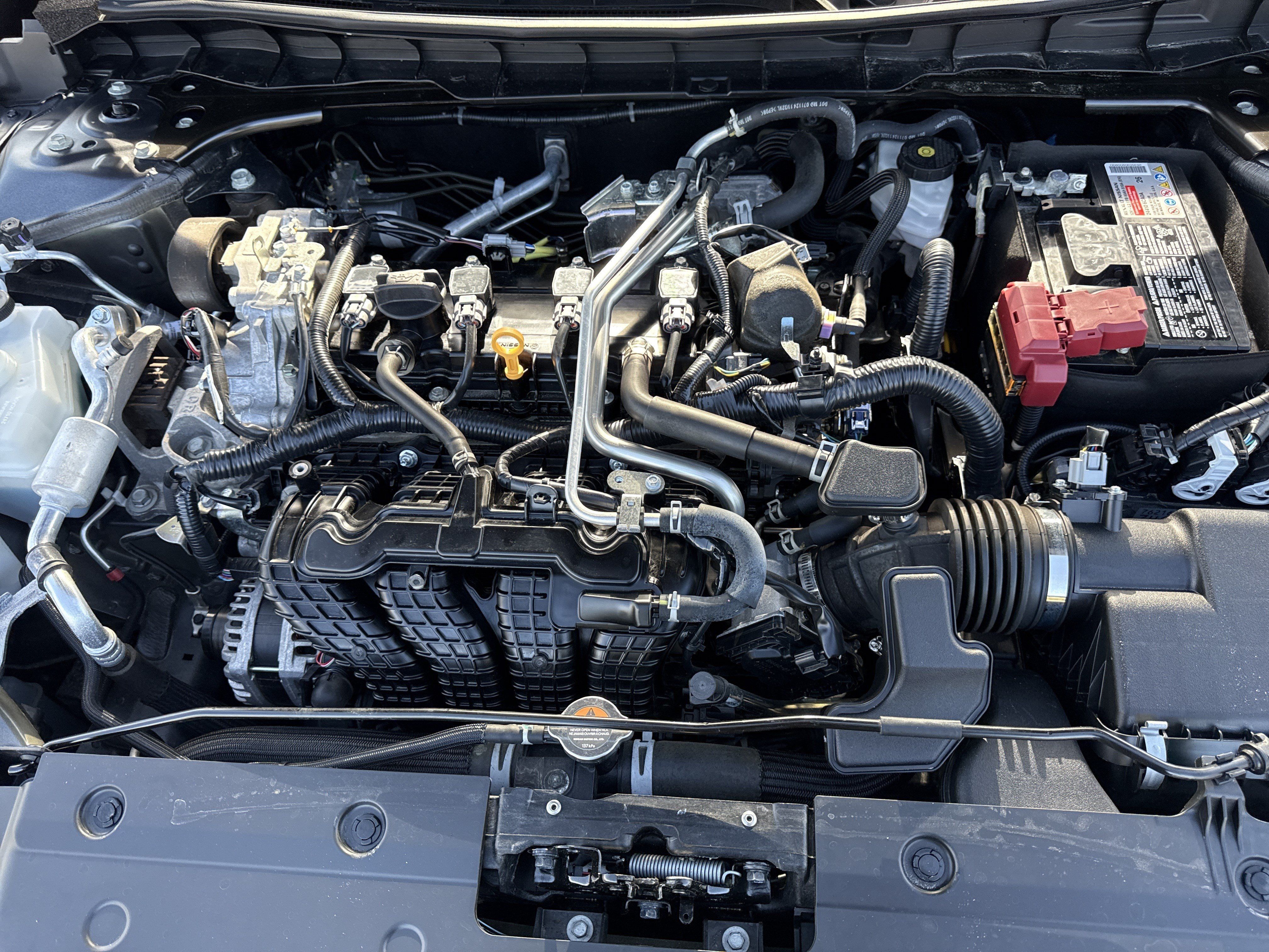 Used 2025 Nissan Altima 2.5 SV FWD image 31