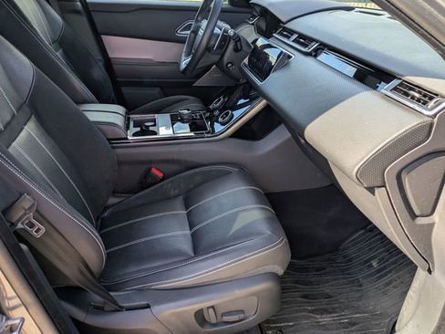 Used 2018 Land Rover Range Rover Velar R-Dynamic SE image 30