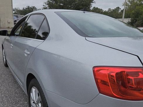 Used 2014 Volkswagen Jetta SE image 8