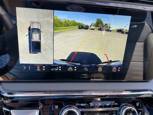 New 2026 GMC Sierra 2500 AT4X w/ AT4X AEV Edition AWD/4WD image 25