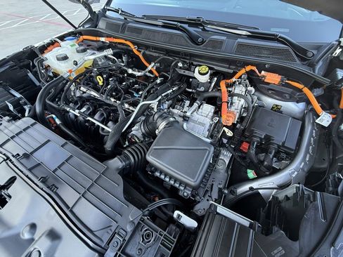 Used 2024 Lincoln Corsair Grand Touring w/ Equipment Group 302A image 31