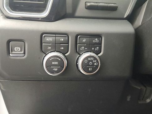 Used 2024 GMC Sierra 3500 Denali Ultimate image 26
