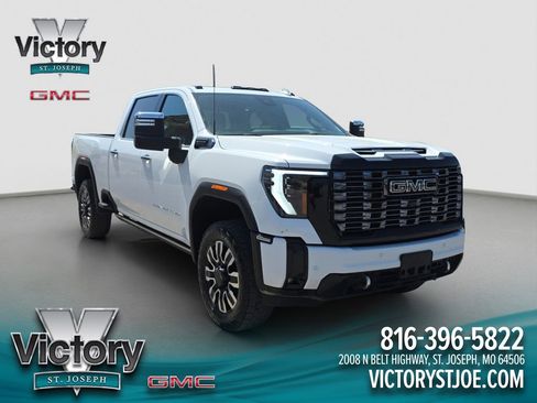 Used 2025 GMC Sierra 3500 Denali Ultimate AWD/4WD image 1
