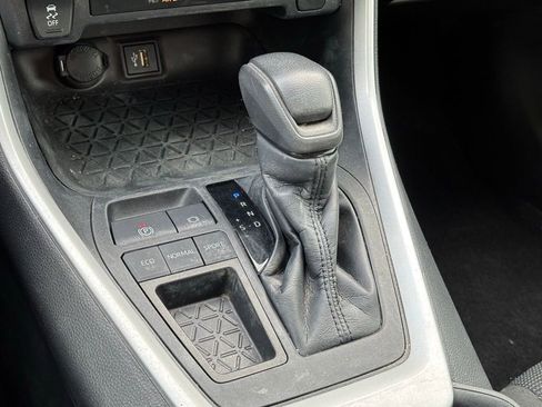 Used 2023 Toyota RAV4 LE image 21