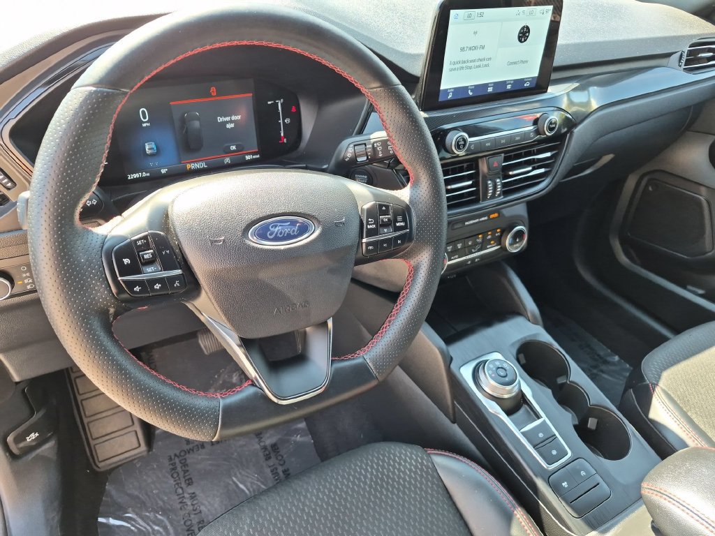 Used 2026 Ford Escape ST-Line FWD image 15