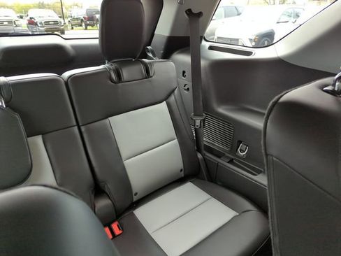 Certified 2024 Ford Explorer XLT w/ Equipment Group 202A AWD/4WD image 20