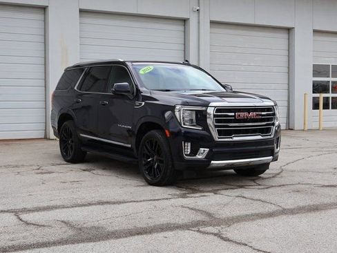 Used 2022 GMC Yukon SLT w/ SLT Premium Package AWD/4WD image 1