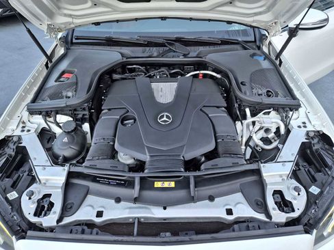 Used 2018 Mercedes-Benz E 400 E 400 image 13