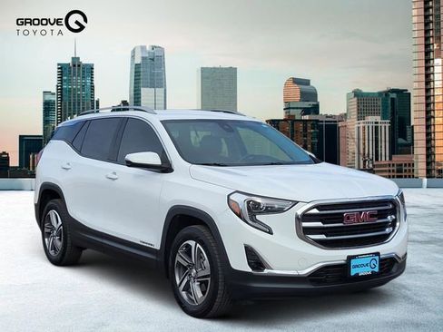 Used 2021 GMC Terrain SLT image 8