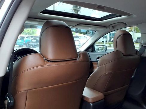 Used 2022 Acura ILX w/ Premium Package image 8