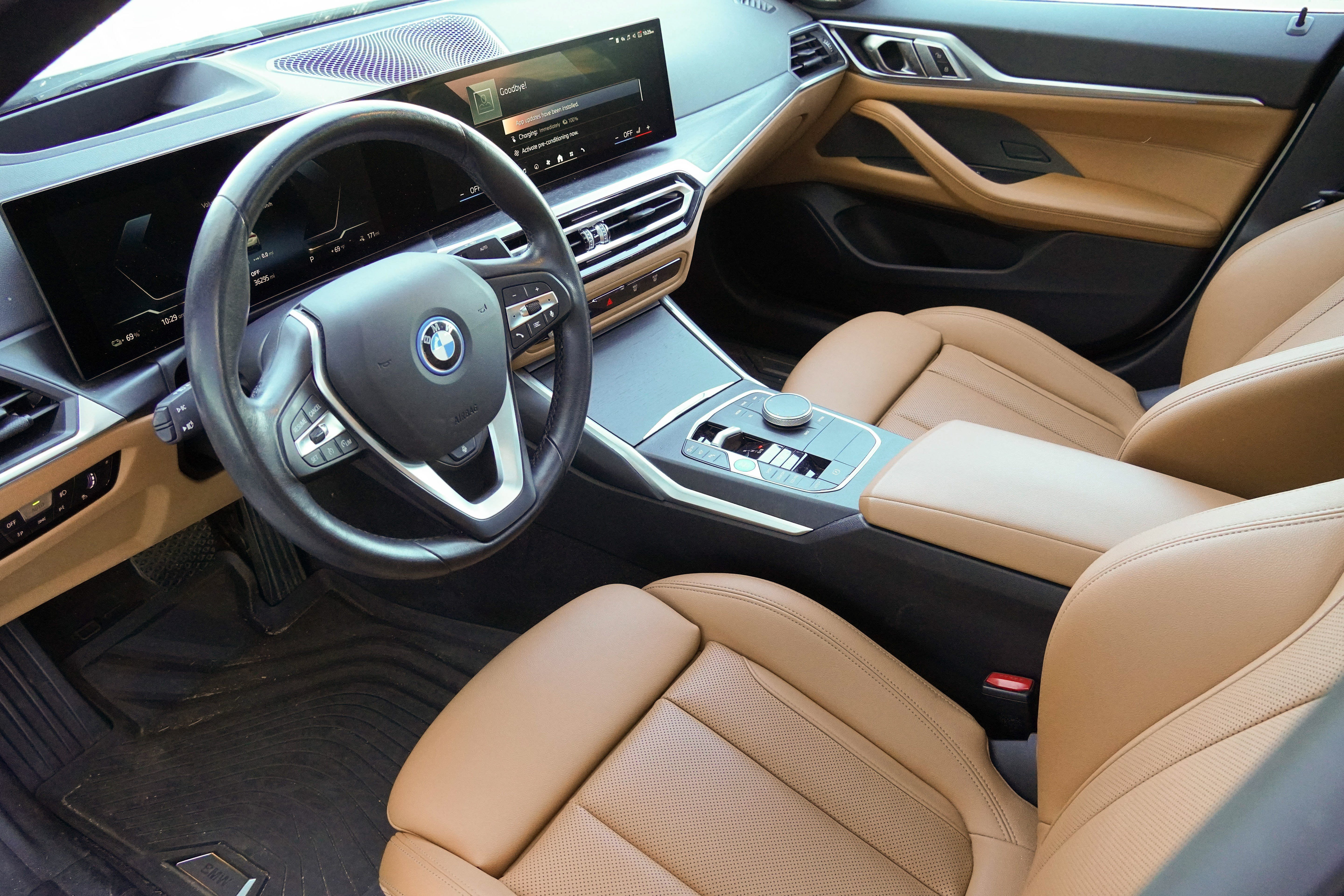 Certified 2024 BMW i4 eDrive40 w/ Premium Package RWD image 6