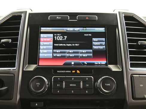 Used 2015 Ford F150 XLT w/ Equipment Group 302A Luxury image 30