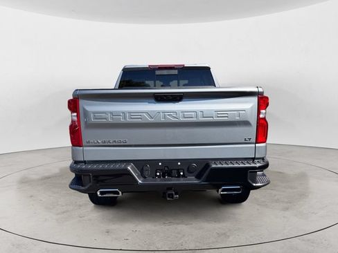 Used 2025 Chevrolet Silverado 1500 LT Trail Boss w/ Convenience Package II AWD/4WD image 4
