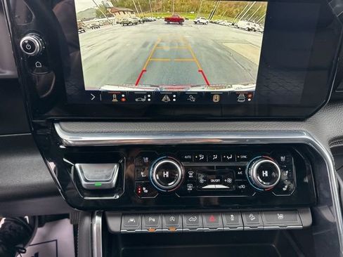 Used 2024 GMC Sierra 1500 Denali w/ Denali Reserve Package image 13