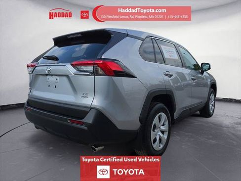 Certified 2024 Toyota RAV4 LE AWD/4WD image 6