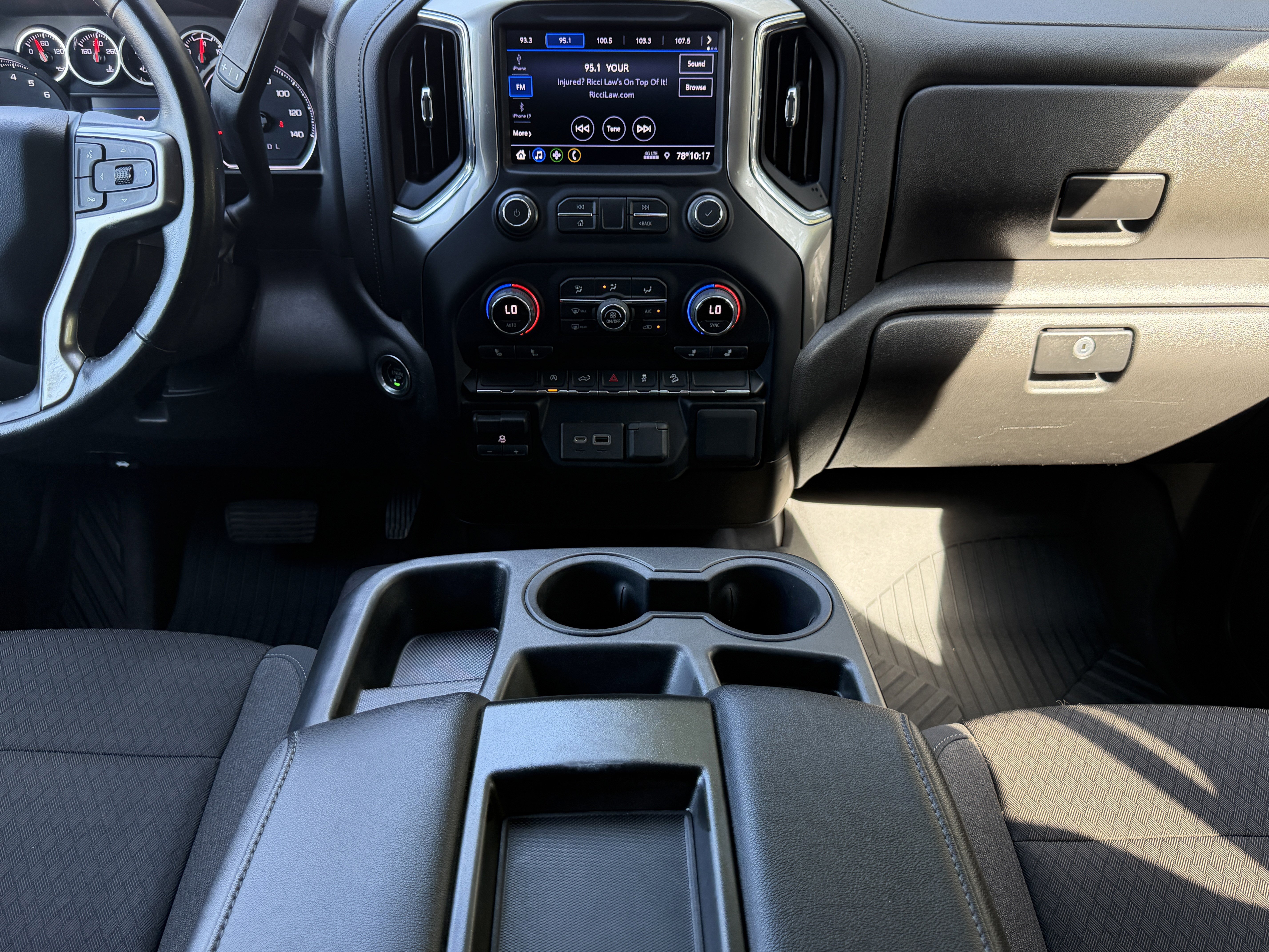 Used 2021 Chevrolet Silverado 1500 RST AWD/4WD image 24