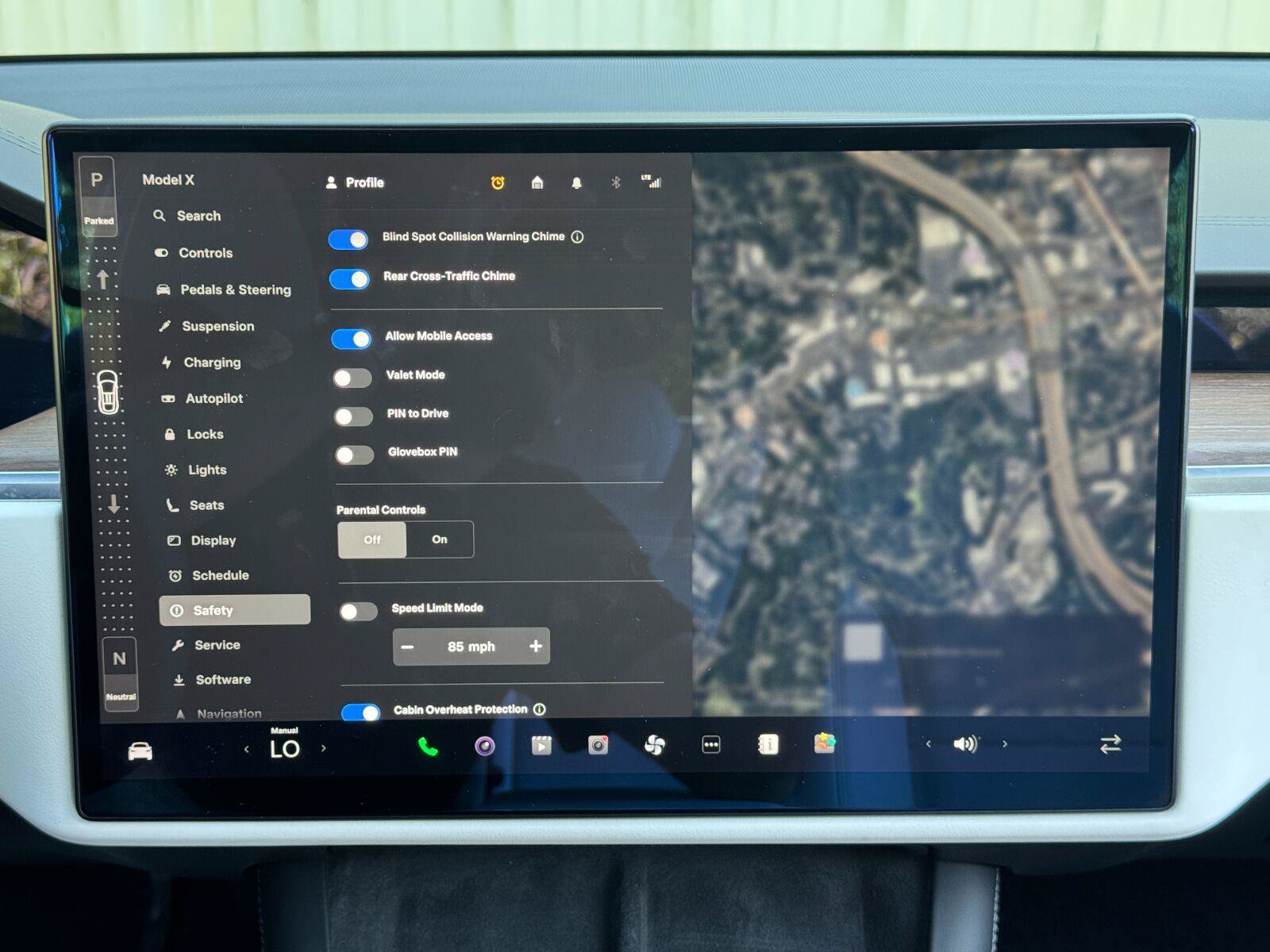 Used 2022 Tesla Model X AWD/4WD image 30