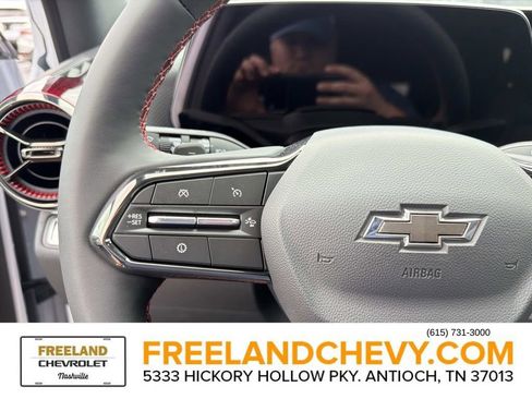 New 2026 Chevrolet Equinox RS FWD image 23