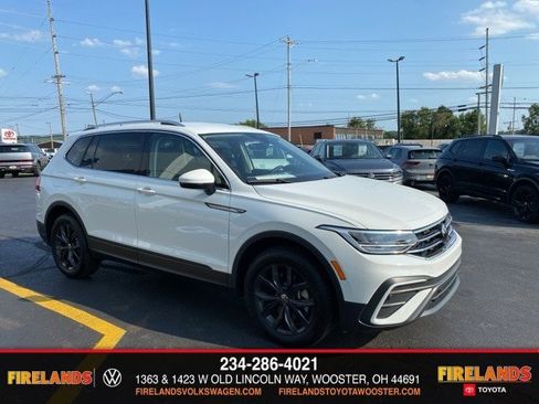 New 2024 Volkswagen Tiguan SE image 8