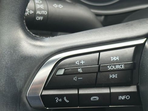 Used 2024 MAZDA MAZDA3 s image 23