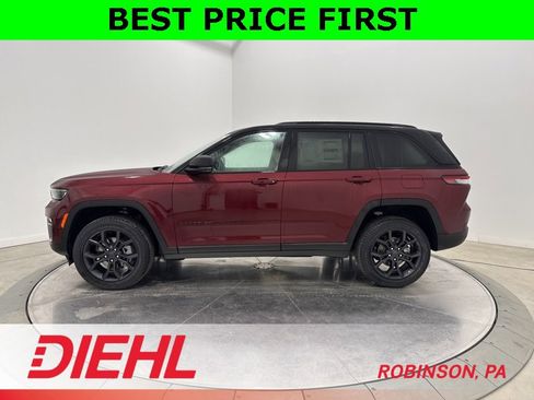 New 2025 Jeep Grand Cherokee Limited image 4