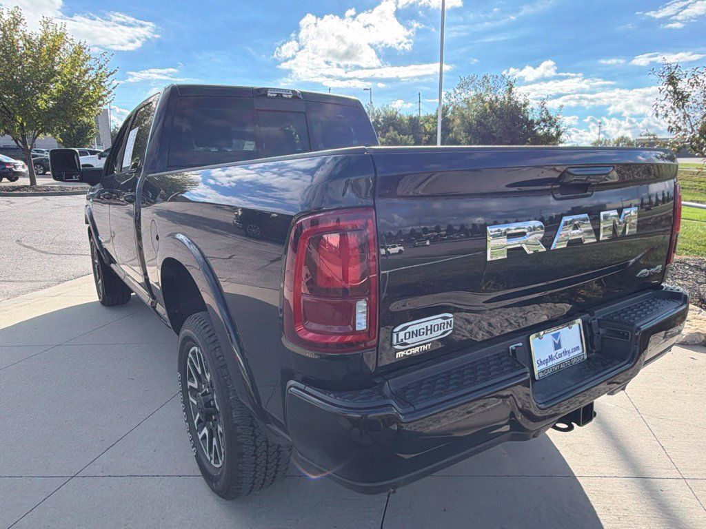 Used 2025 RAM 2500 Limited AWD/4WD image 21