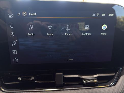 New 2026 Chevrolet Equinox RS w/ LPO, Floor Liner Package image 18