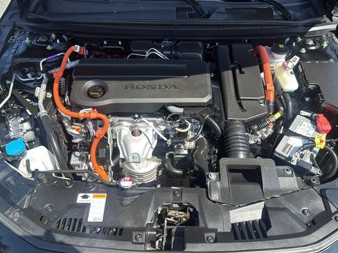 Used 2023 Honda Accord Sport image 9