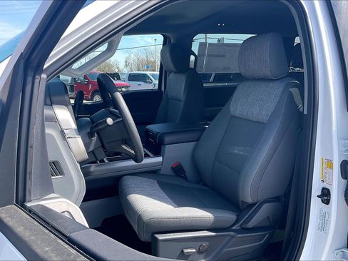 New 2026 Ford F350 XLT w/ XLT Premium Package image 9