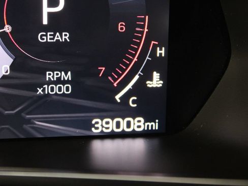 Used 2024 GMC Canyon AT4 AWD/4WD image 40
